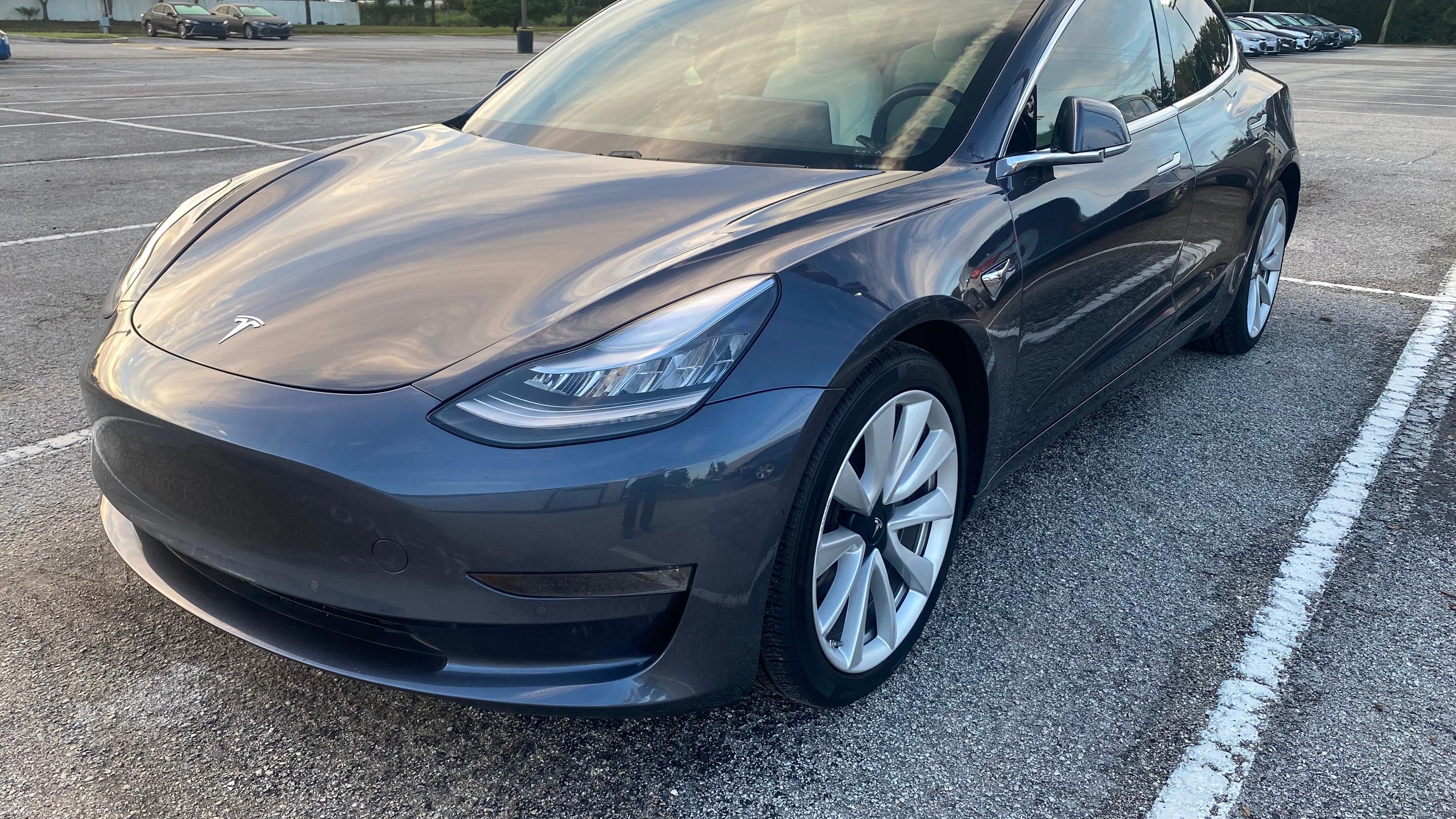 Tesla Model 3 2020 in 