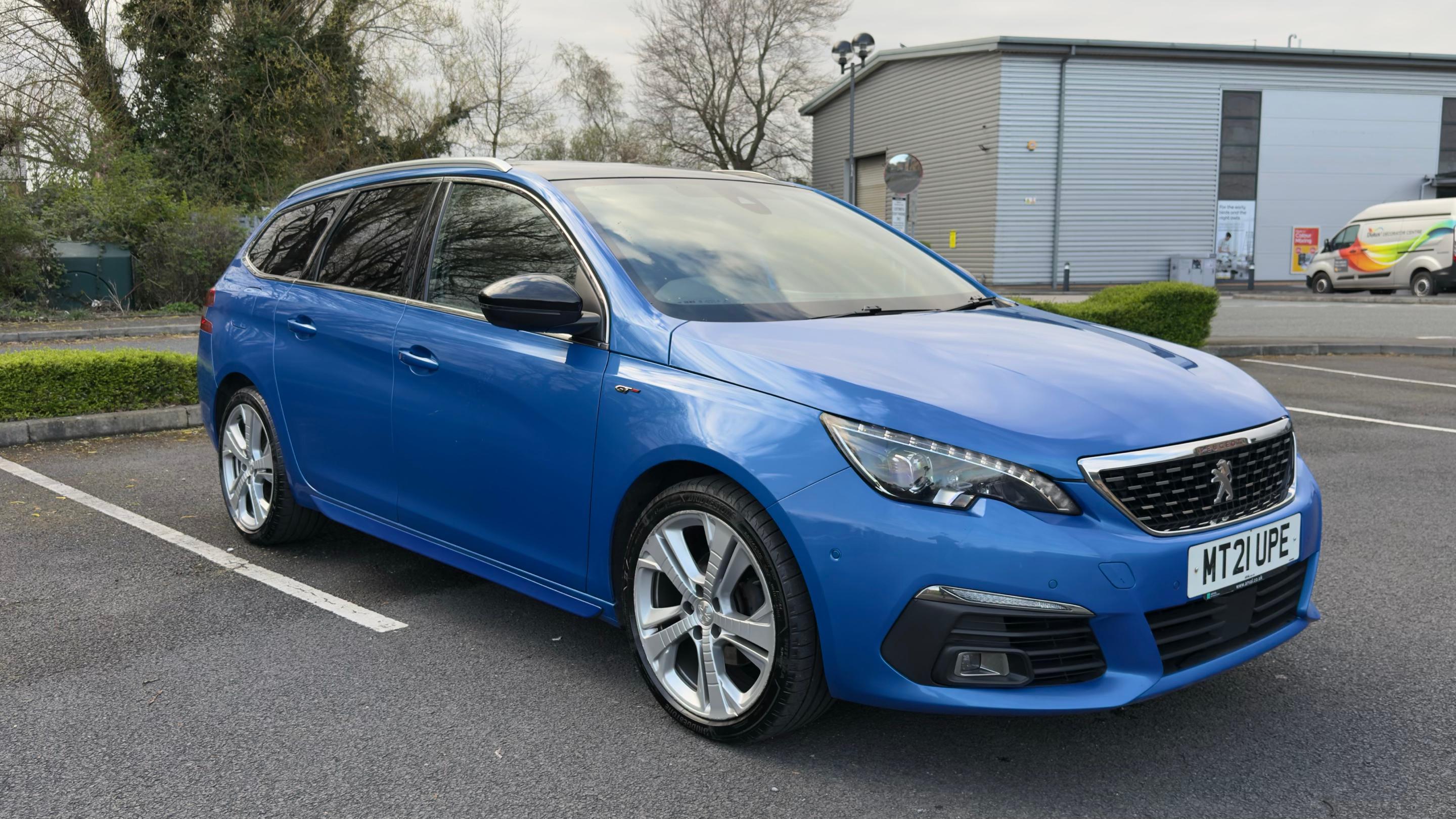 Peugeot 308 SW 2021 in 