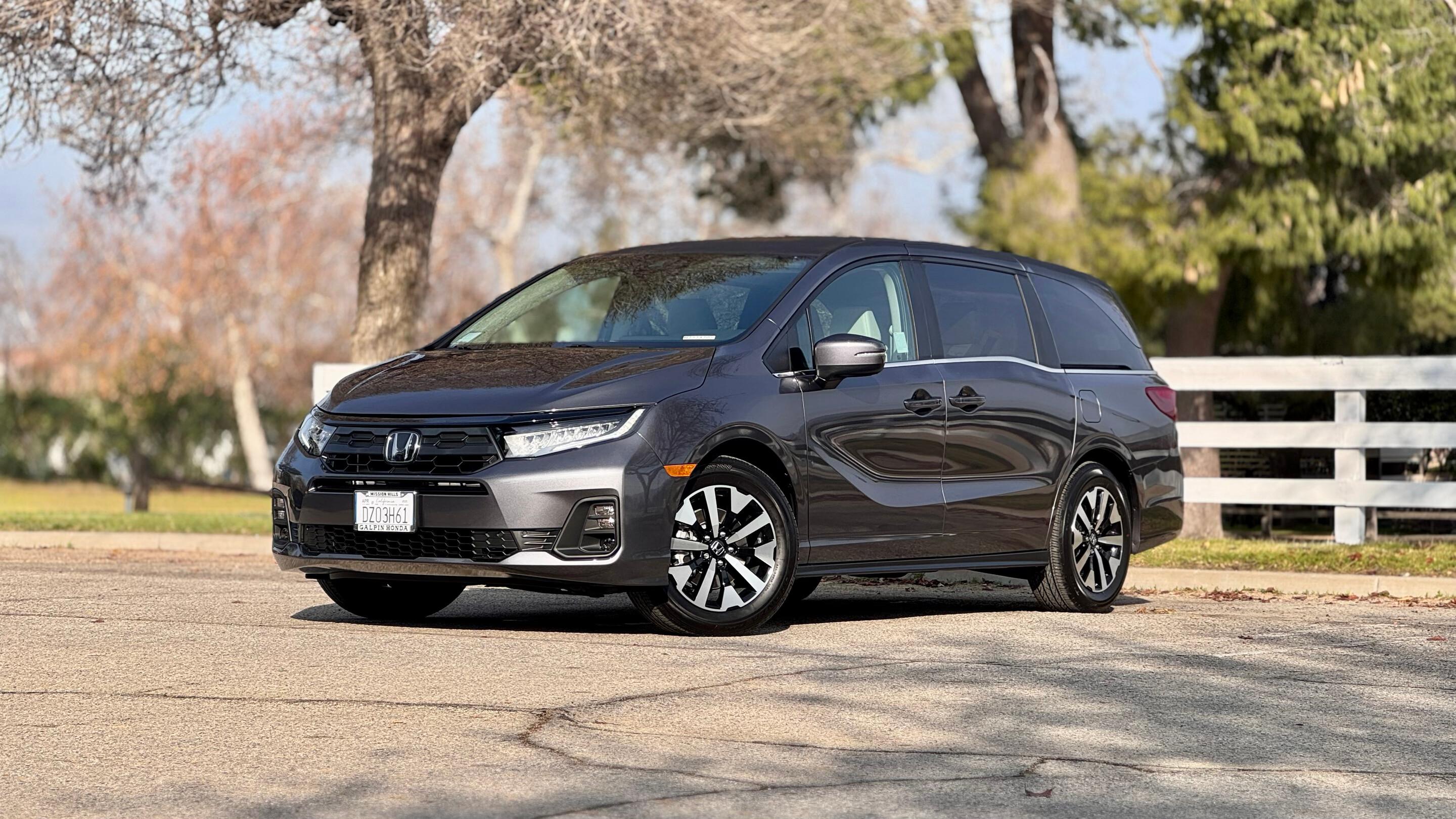 Honda Odyssey 2025 in Los Angeles, CA