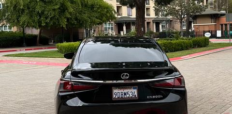 Lexus ES 2022