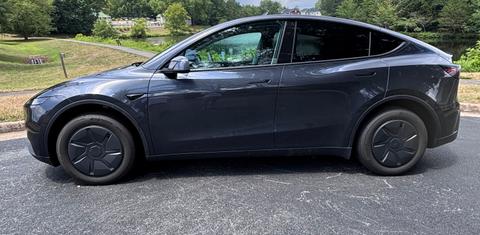 Tesla Model Y 2026