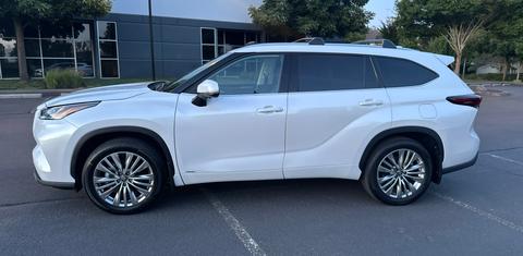 Toyota Highlander Hybrid 2026