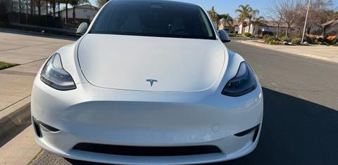Tesla Model Y 2022