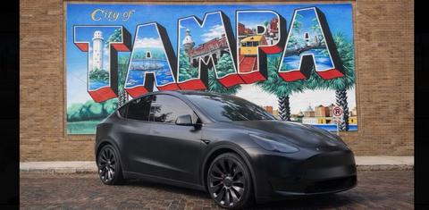 Tesla Model Y 2023