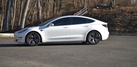Tesla Model 3 2020