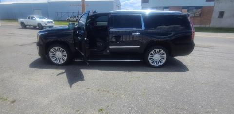Cadillac Escalade ESV 2017