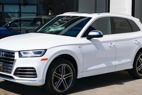 Audi Q5 car