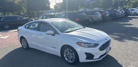Ford Fusion Hybrid 2019