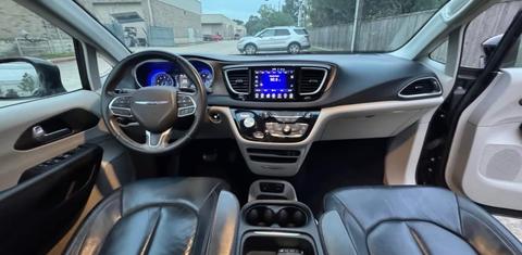 Chrysler Pacifica 2017