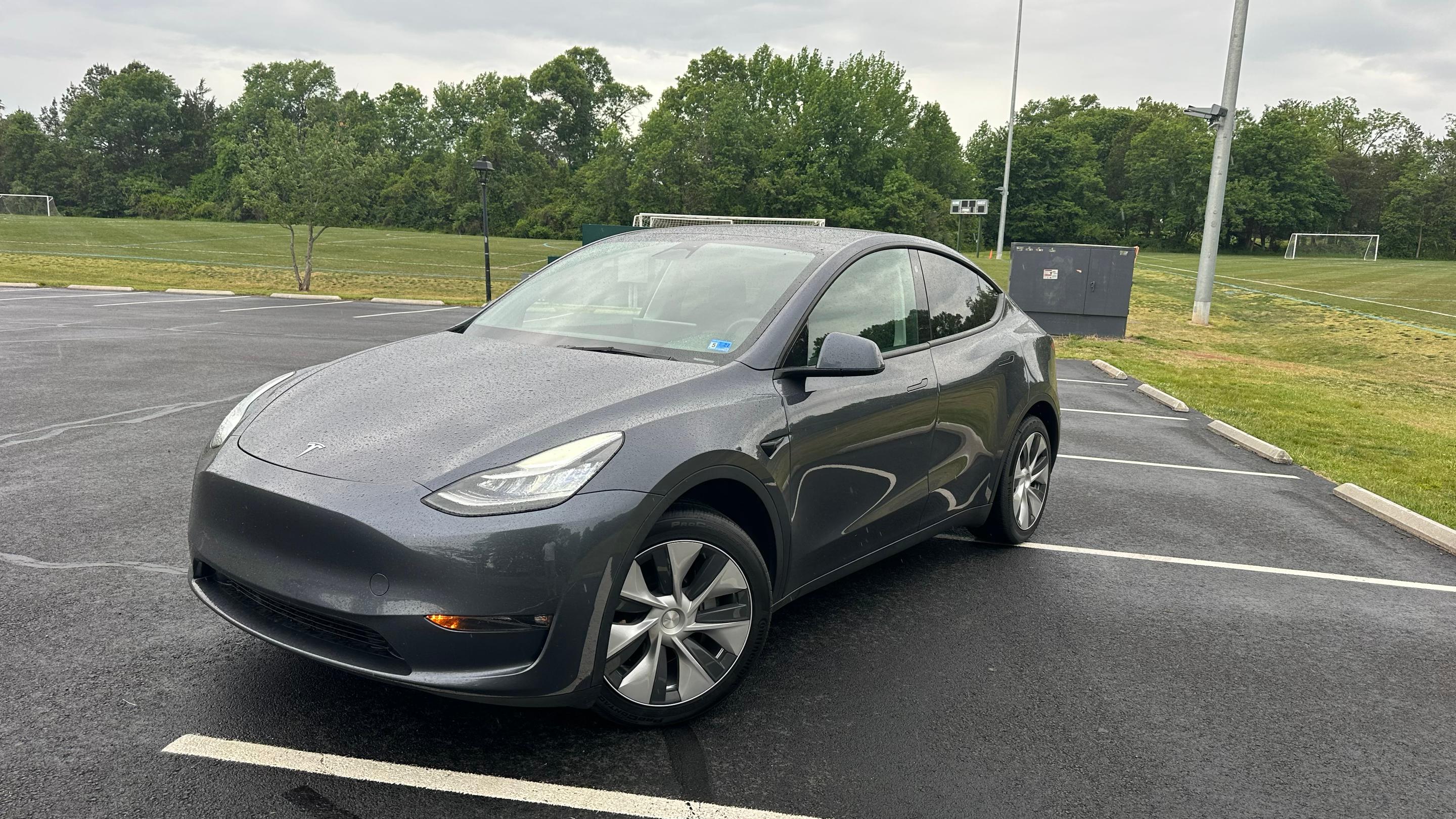 Tesla Model Y 2023 in Sterling, VA