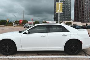Chrysler 300 car
