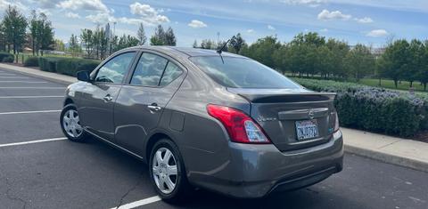 Nissan Versa 2015