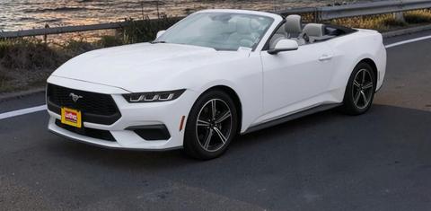 Ford Mustang 2024