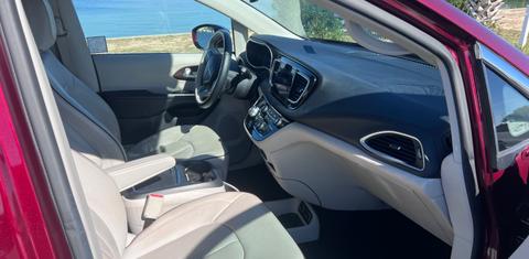 Chrysler Pacifica 2017