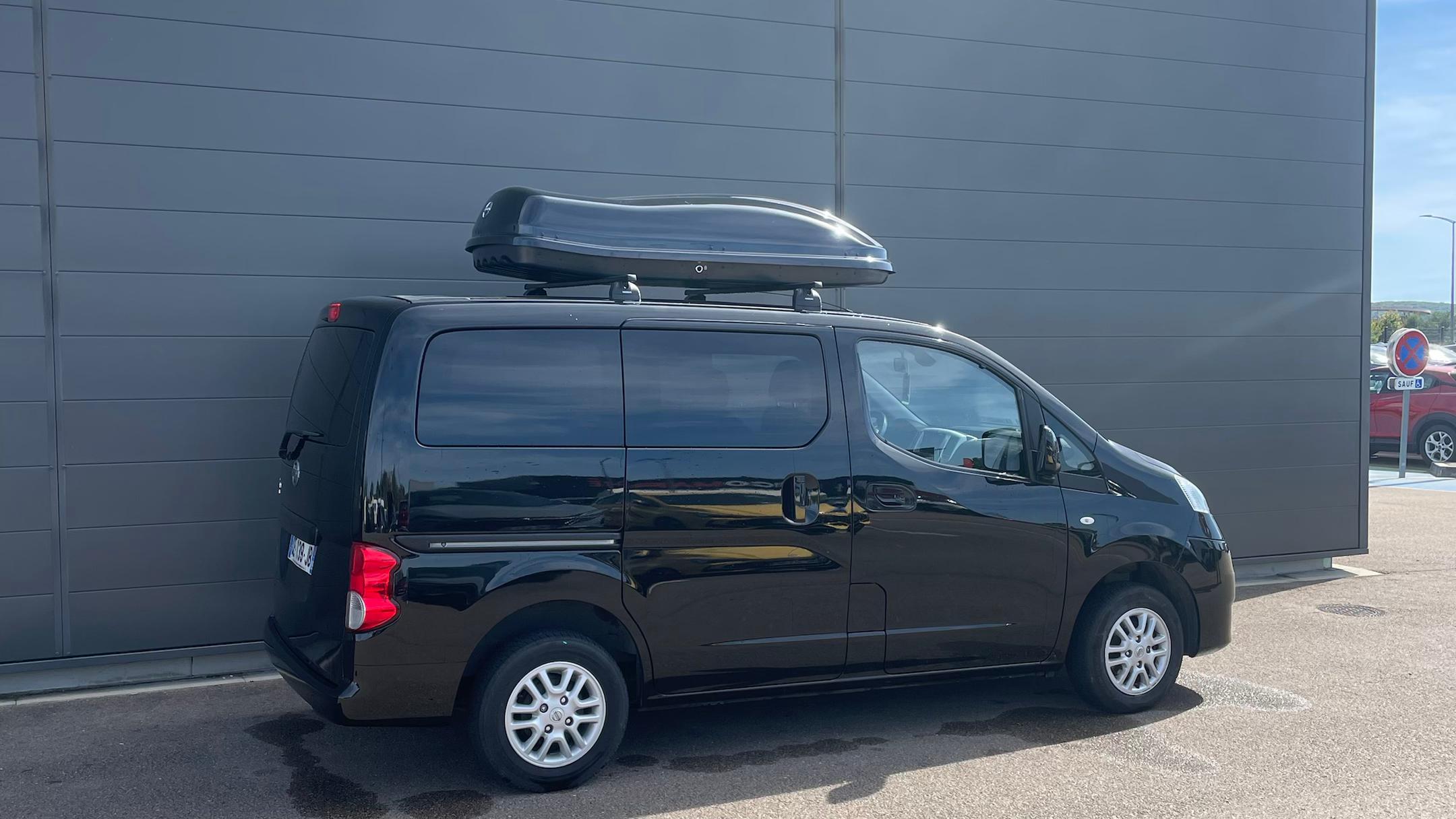 Nissan NV200 2012 à Saint-Julien-les-Villas