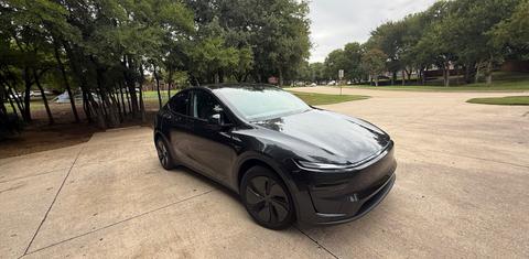 Tesla Model Y 2026
