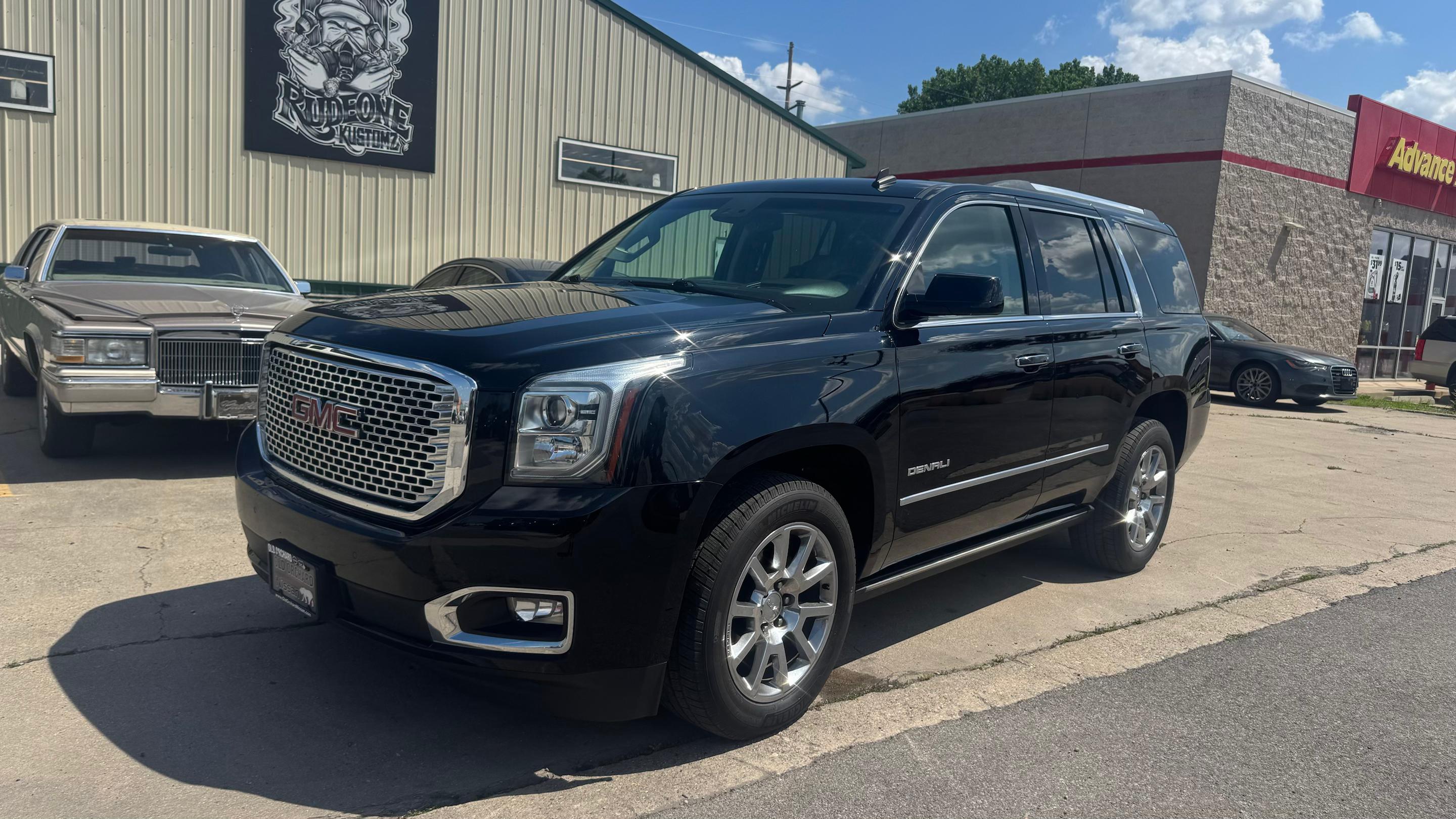 GMC Yukon 2015 in East Chicago, IN
