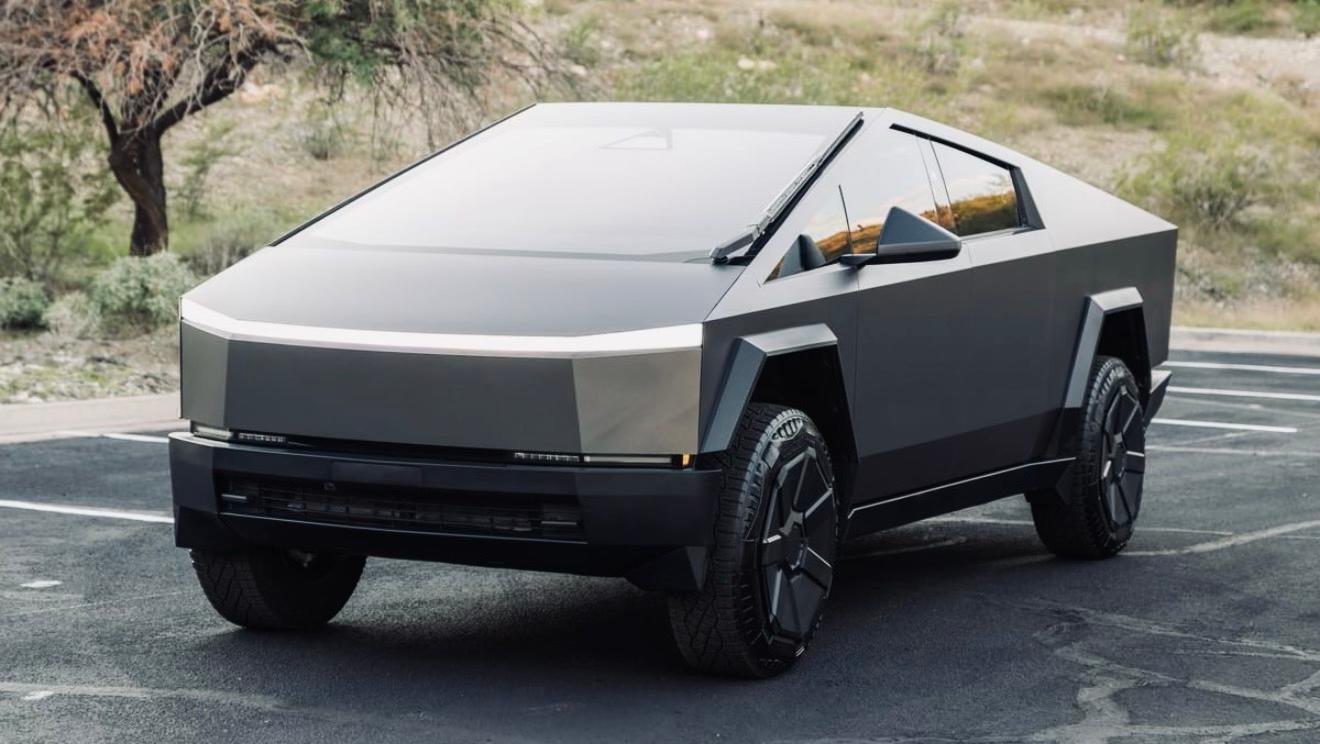 Tesla Cybertruck 2024 in West Palm Beach, FL