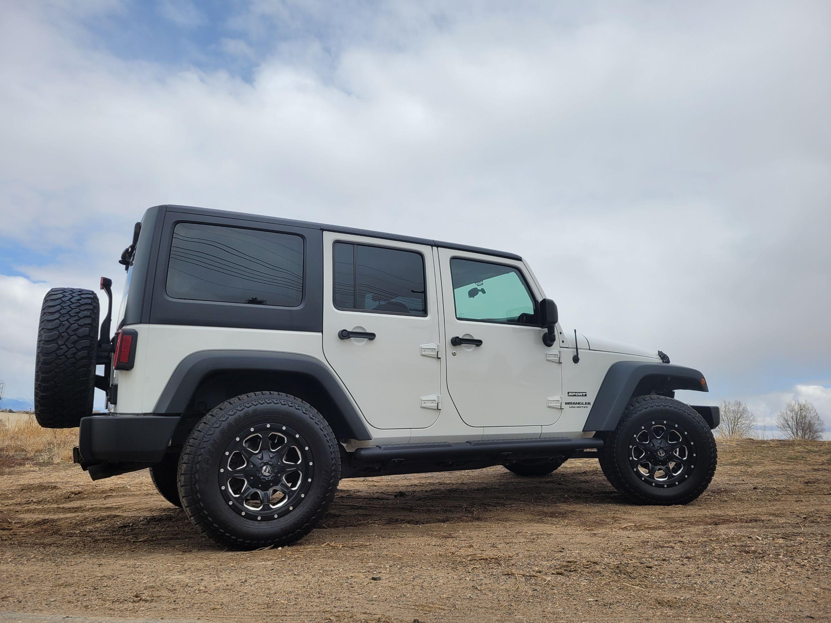 Jeep Wrangler Unlimited 2014 in 