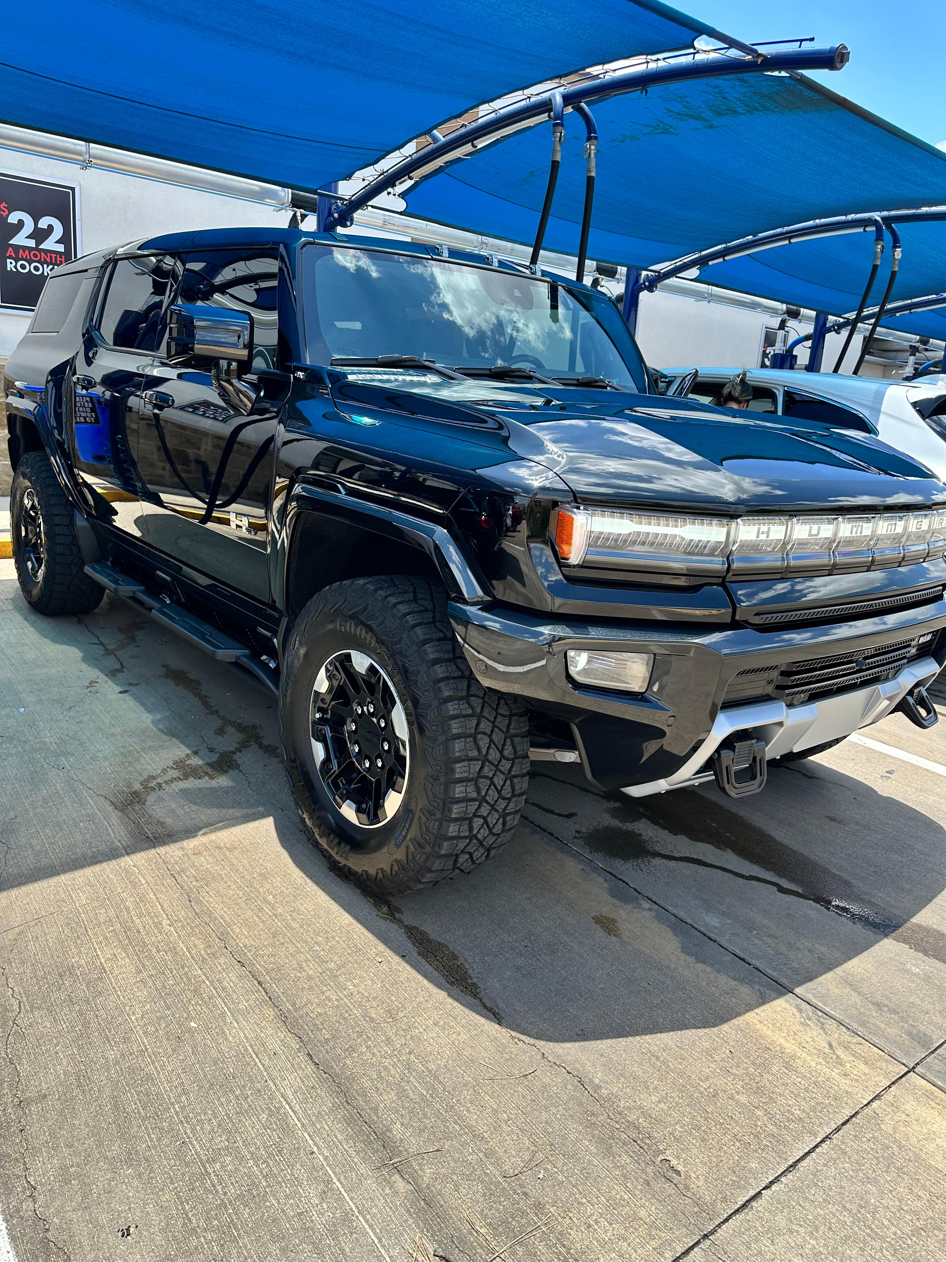 GMC HUMMER EV SUV 2024 in Fulshear, TX