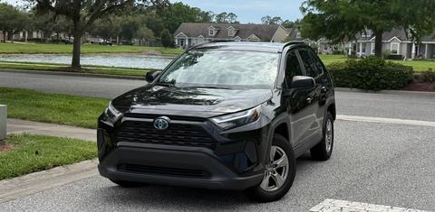Toyota RAV4 Hybrid 2023