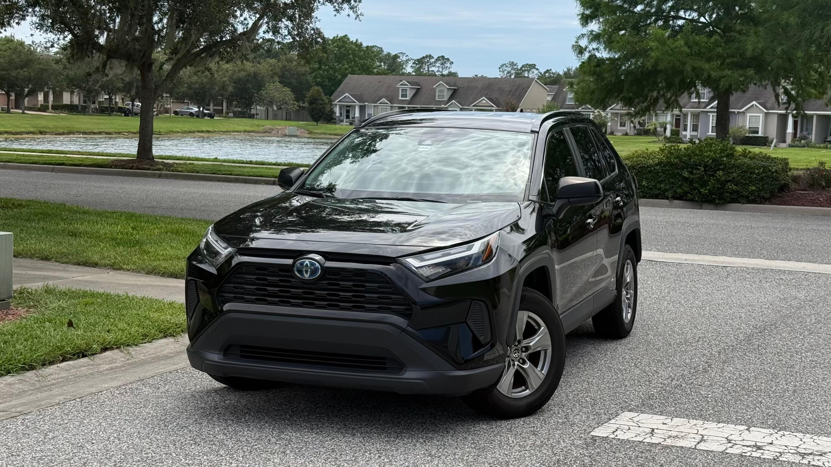 Toyota RAV4 Hybrid 2023 in 