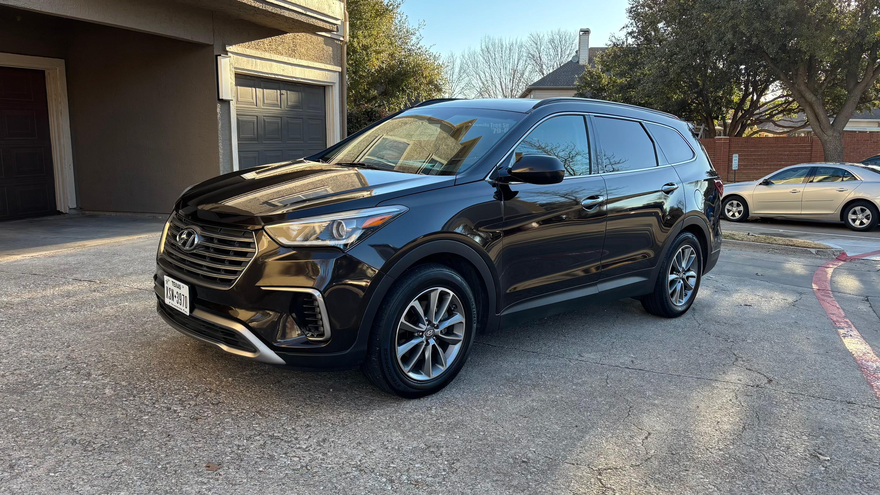 Hyundai Santa Fe 2017 in Lewisville, TX