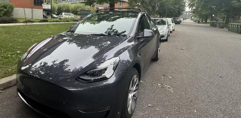 Tesla Model Y 2023