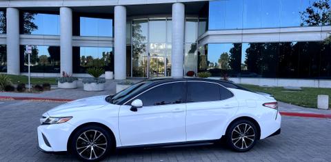 Toyota Camry 2018