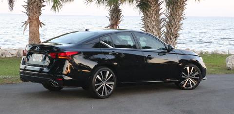 Nissan Altima 2021