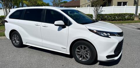 Toyota Sienna 2021