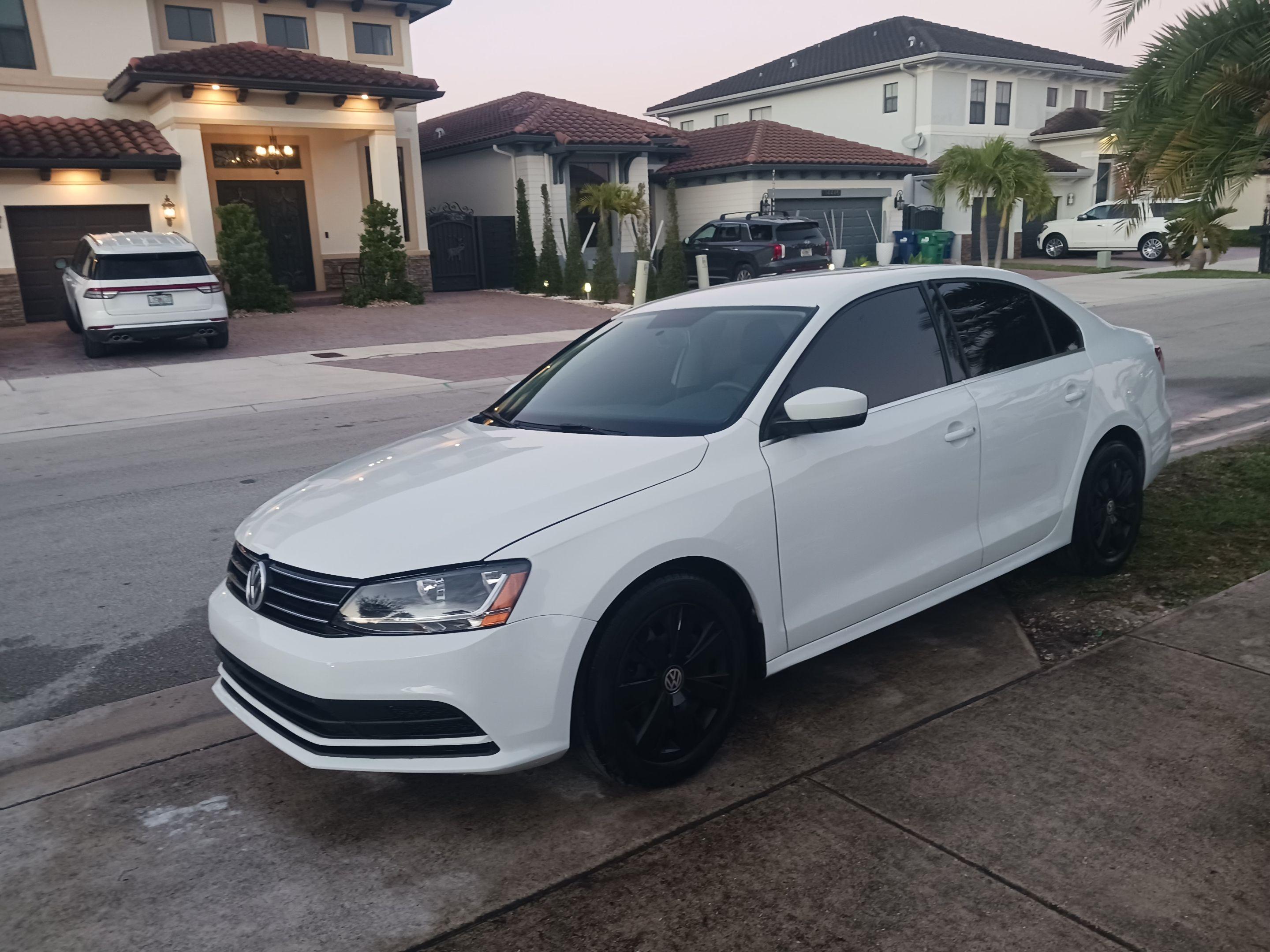 Volkswagen Jetta 2017 in 