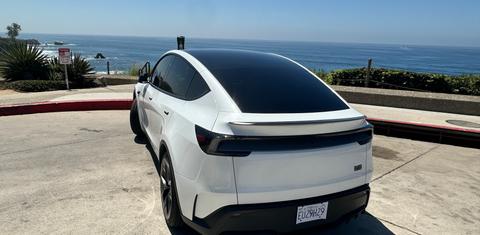 Tesla Model Y 2026