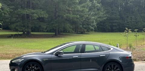 Tesla Model S 2016