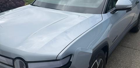 Rivian R1T 2024
