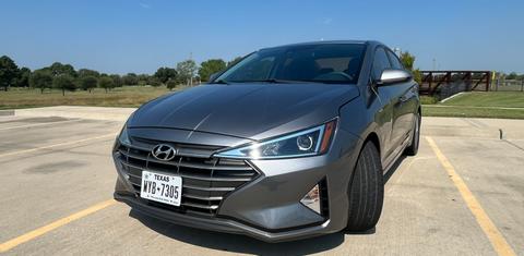 Hyundai Elantra 2019