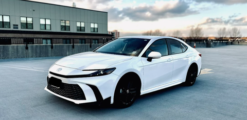 Toyota Camry Hybrid 2025