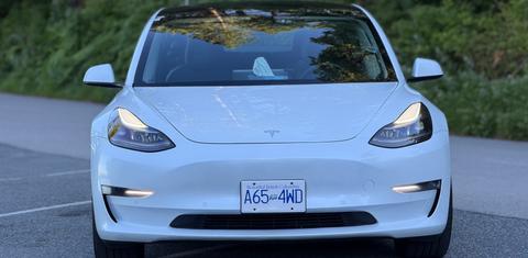Tesla Model 3 2022