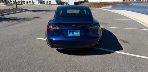 Tesla Model 3 2020