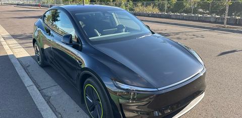 Tesla Model Y 2026