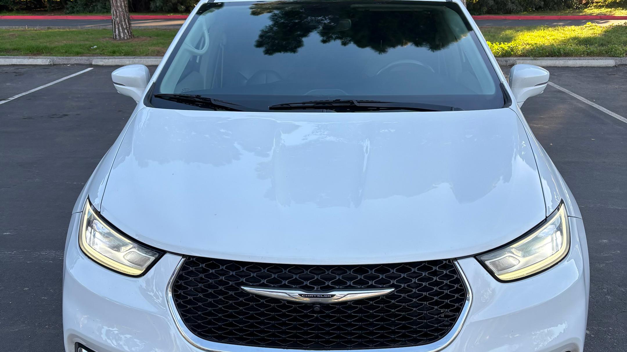 Chrysler Pacifica 2021 in Long Beach, CA