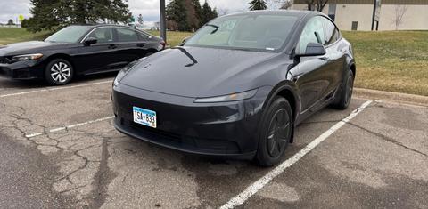 Tesla Model Y 2026