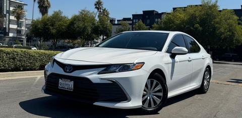 Toyota Camry Hybrid 2022