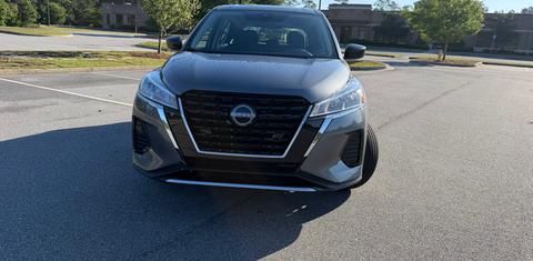 Nissan Kicks Play 2025