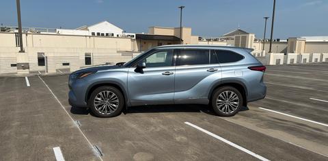 Toyota Highlander 2021