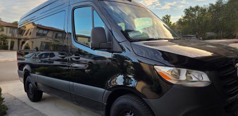 Mercedes-Benz Sprinter 2025
