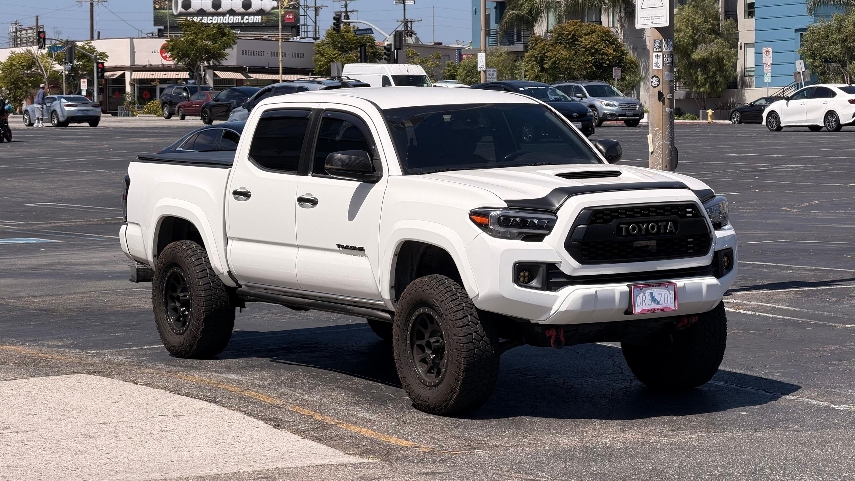 Toyota Tacoma 2019 in Los Angeles, CA