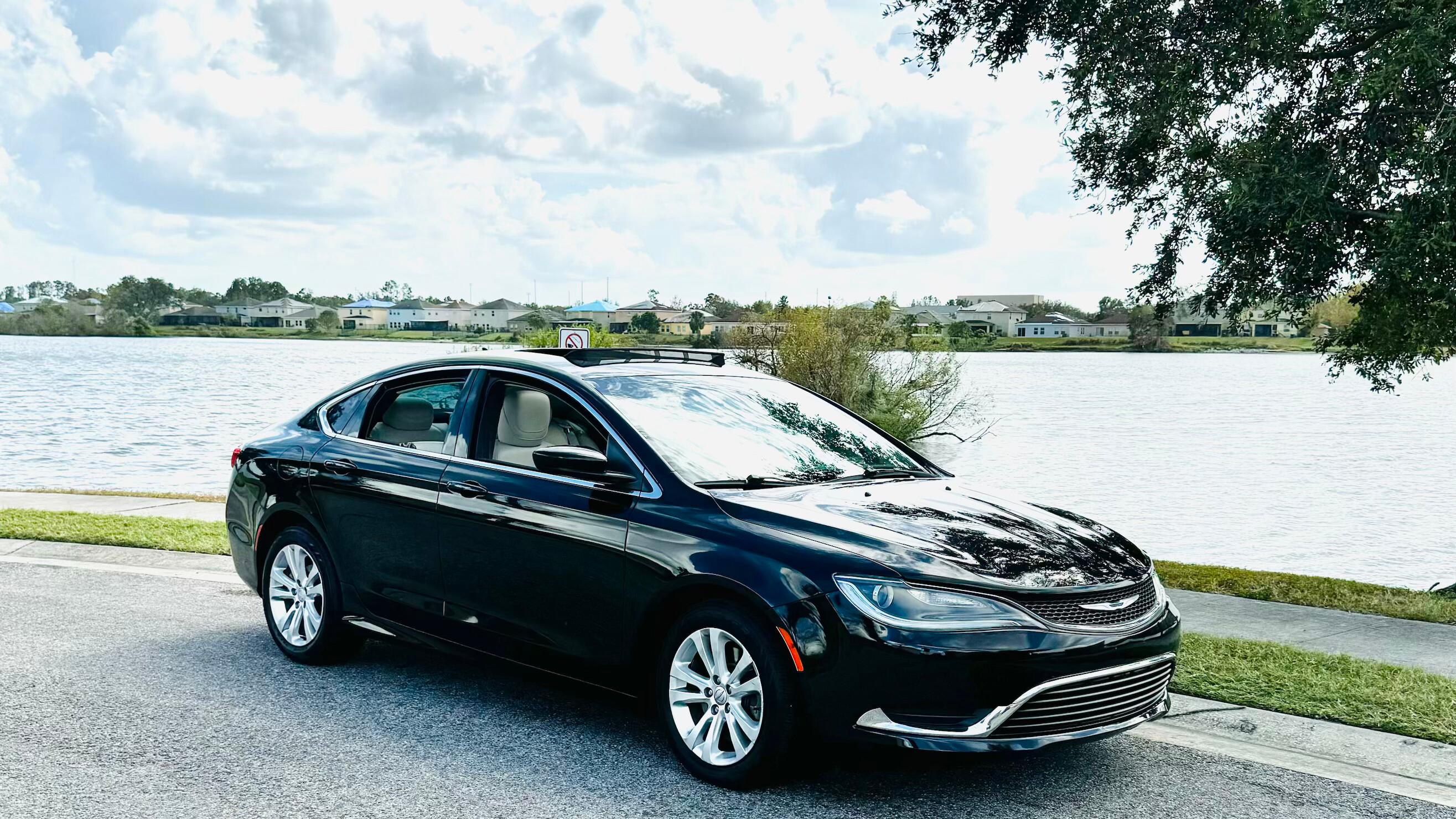 Chrysler 200 2017 in Tampa, FL