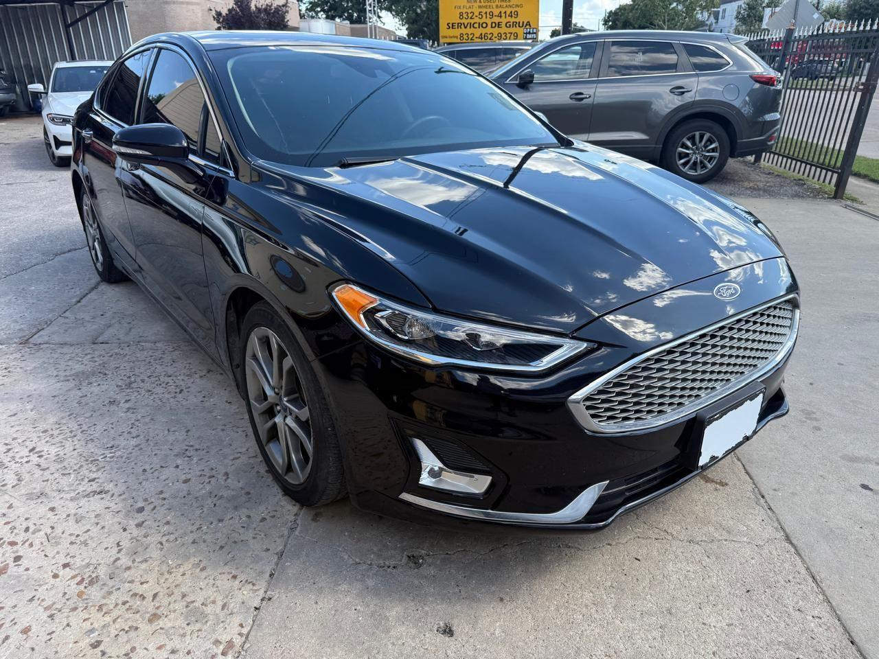 Ford Fusion Hybrid 2019 in 