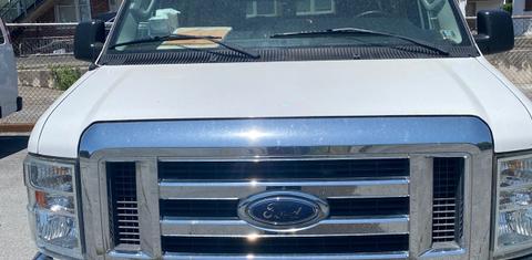 Ford Econoline 2011